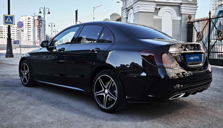 Mercedes-Benz C180
