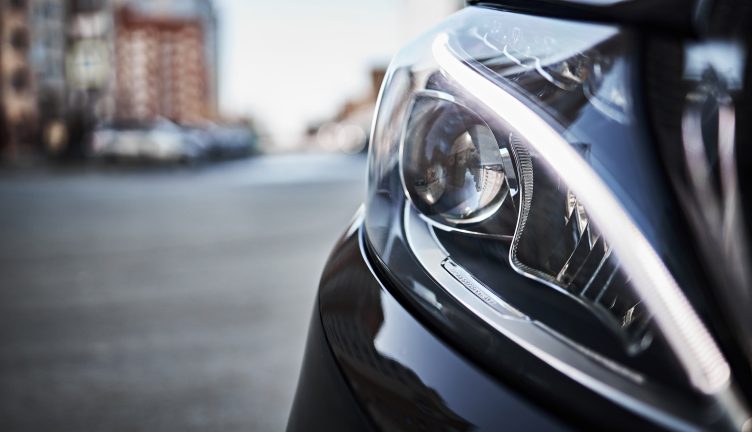 Mercedes-Benz C180