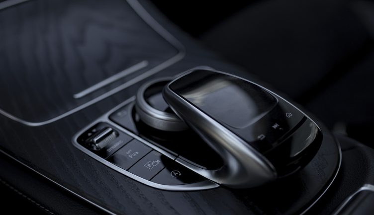Mercedes-Benz E200 4MAT AMG