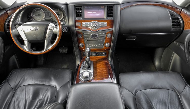 Infiniti QX80