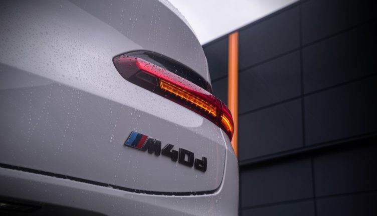 BMW X4 M40D