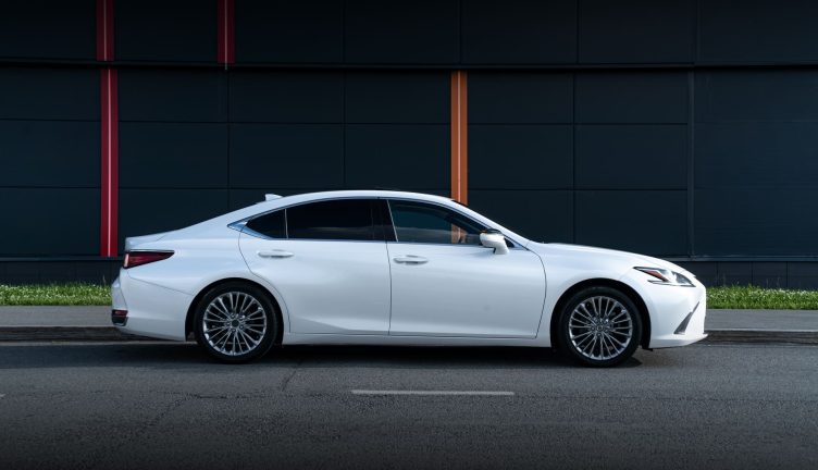 Lexus ES250
