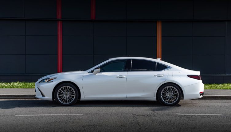 Lexus ES250