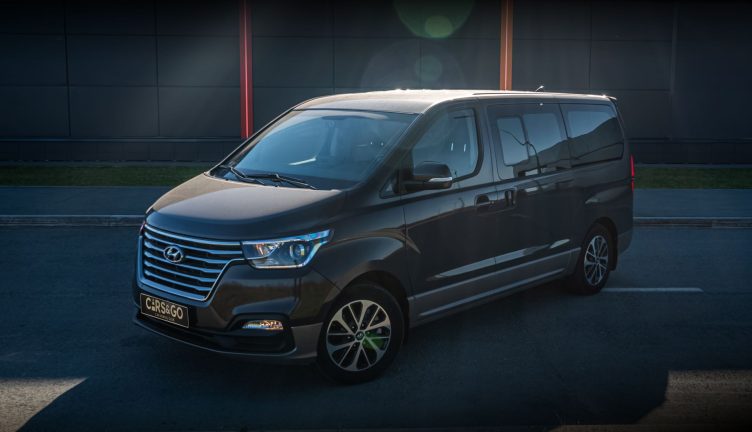 Hyundai Grand Starex