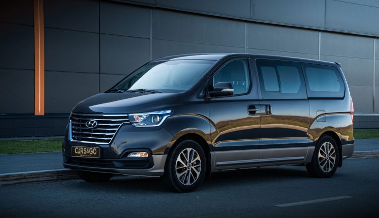 Hyundai Grand Starex