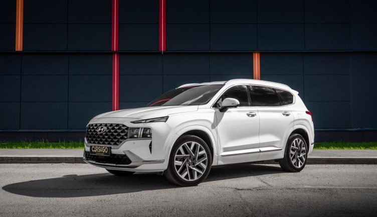 Hyundai Santa-Fe 4WD