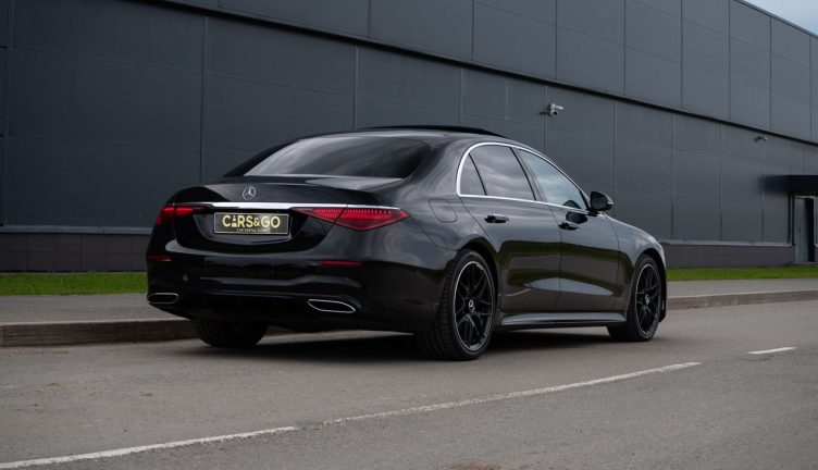 Mercedes-Benz S350D  4MATIC (223)