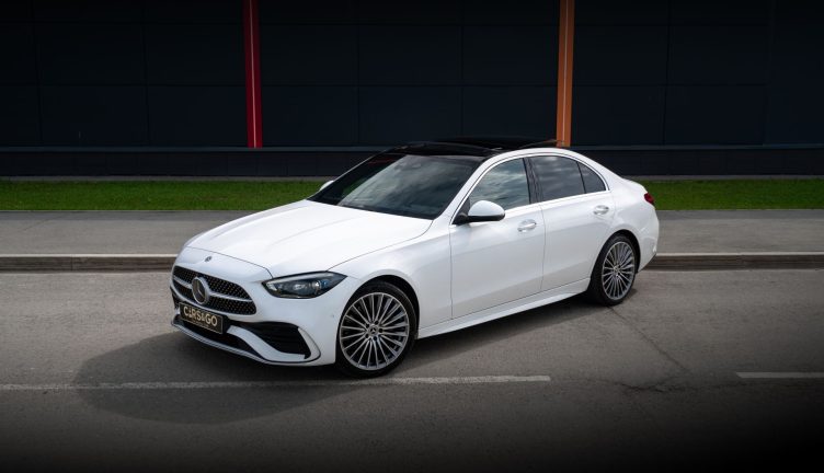 Mercedes-Benz C300