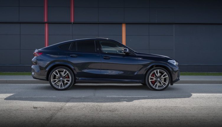 BMW X6 M50D